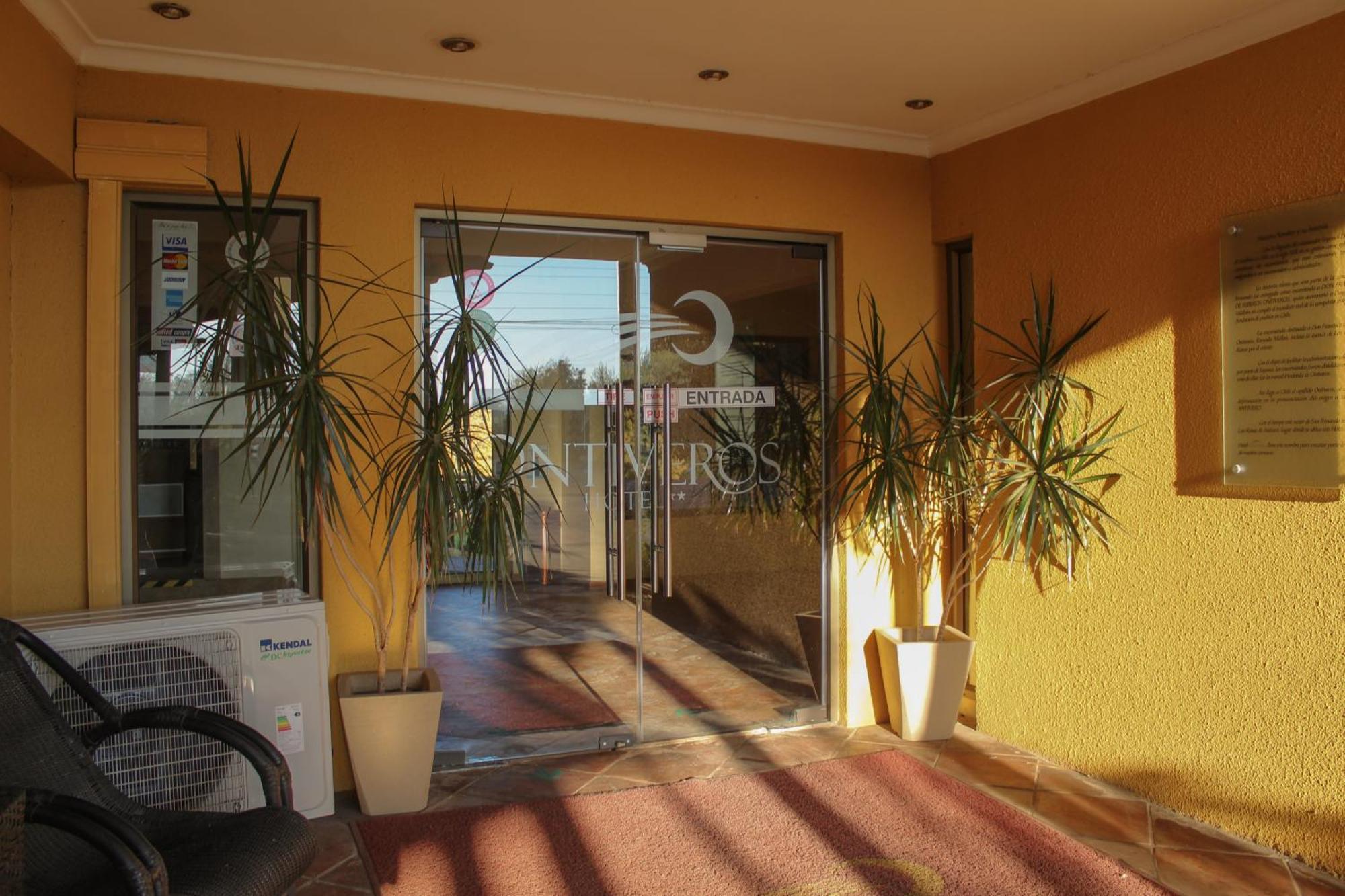 Hotel Ontiveros San Fernando Kültér fotó
