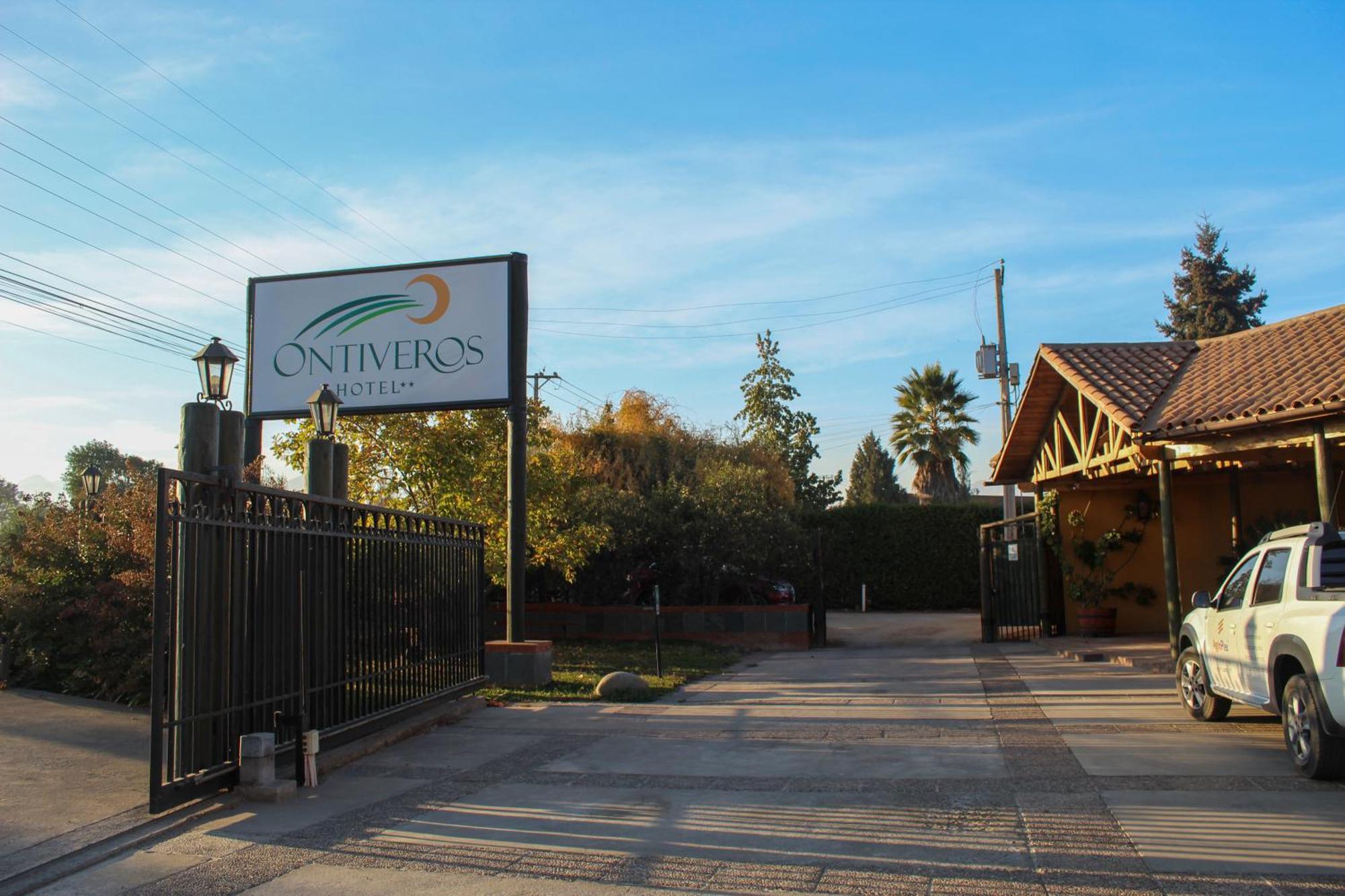 Hotel Ontiveros San Fernando Kültér fotó