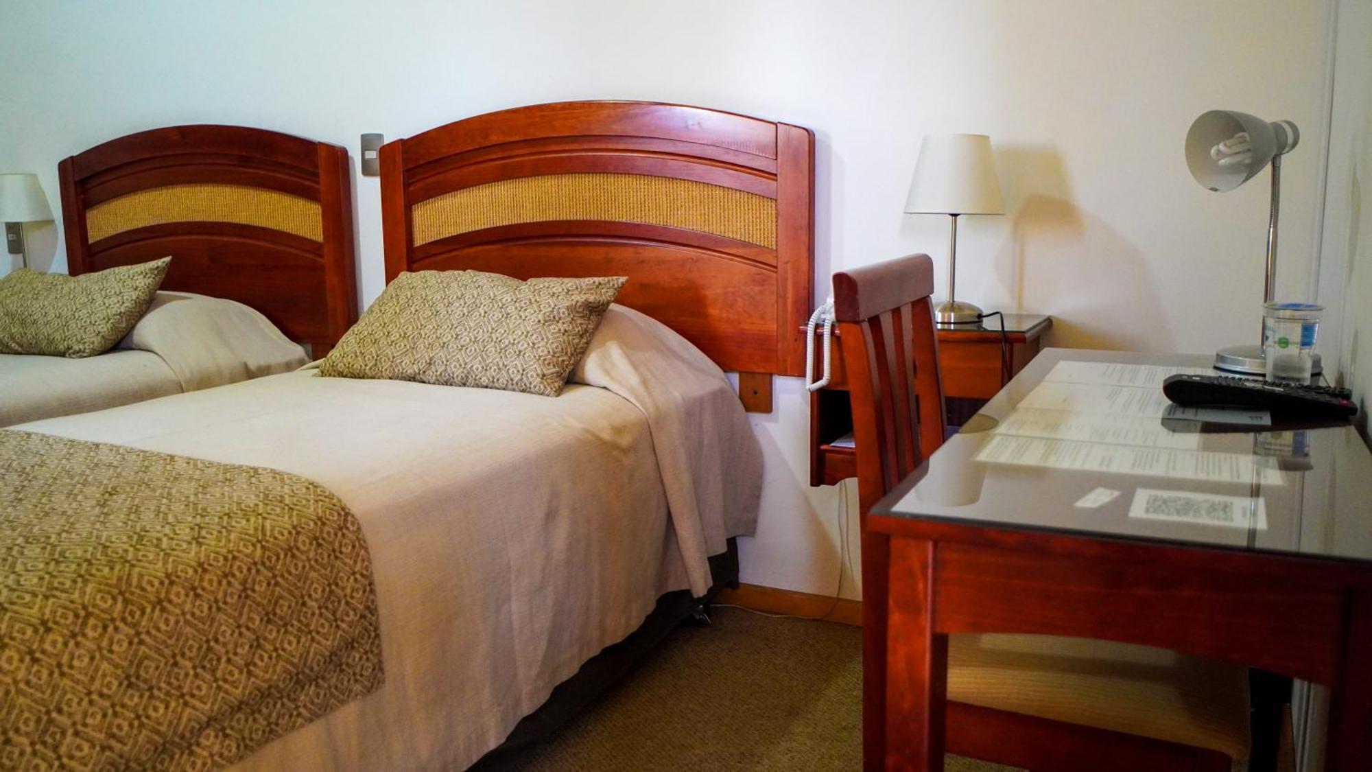 Hotel Ontiveros San Fernando Kültér fotó